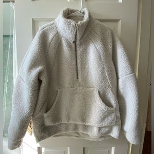 White/cream Sherpa lululemon scuba jacket